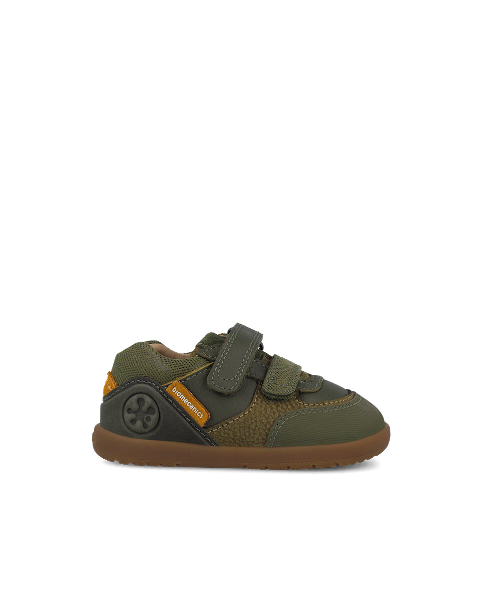 BIOMECANICS - Sapato Urban Sauvage Verde Militar